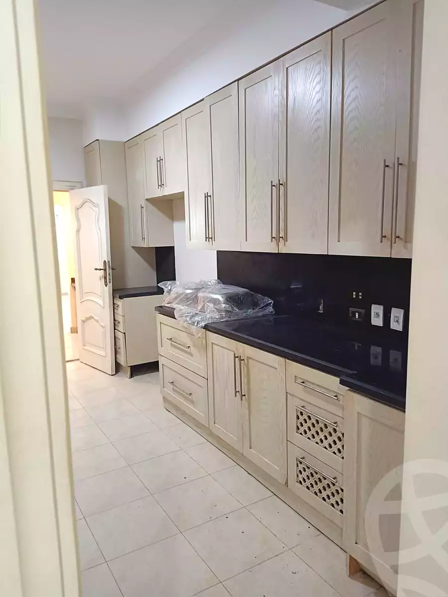 https://aqarmap.com.eg/ar/listing/7122052-for-rent-cairo-new-cairo-lrhb-city-phase-2-amr-ibn-el-aas-st