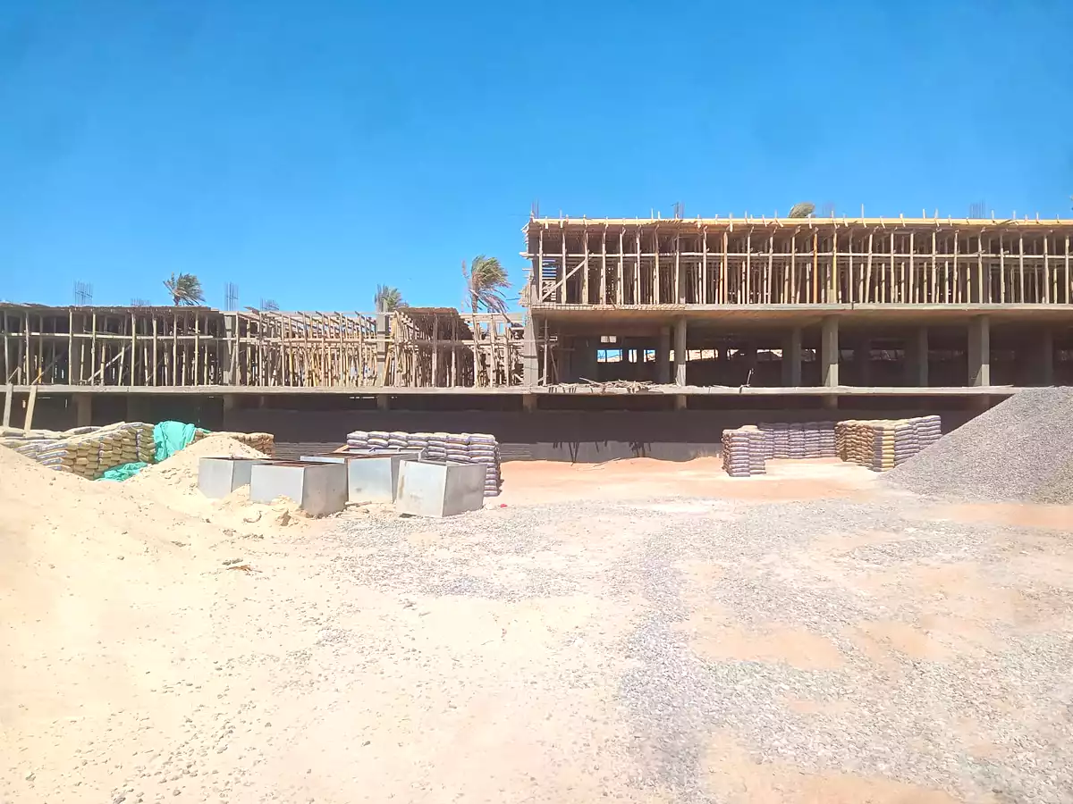 https://aqarmap.com.eg/en/listing/7122085-for-sale-red-sea-hurghada-city-el-hadba-sheraton-st
