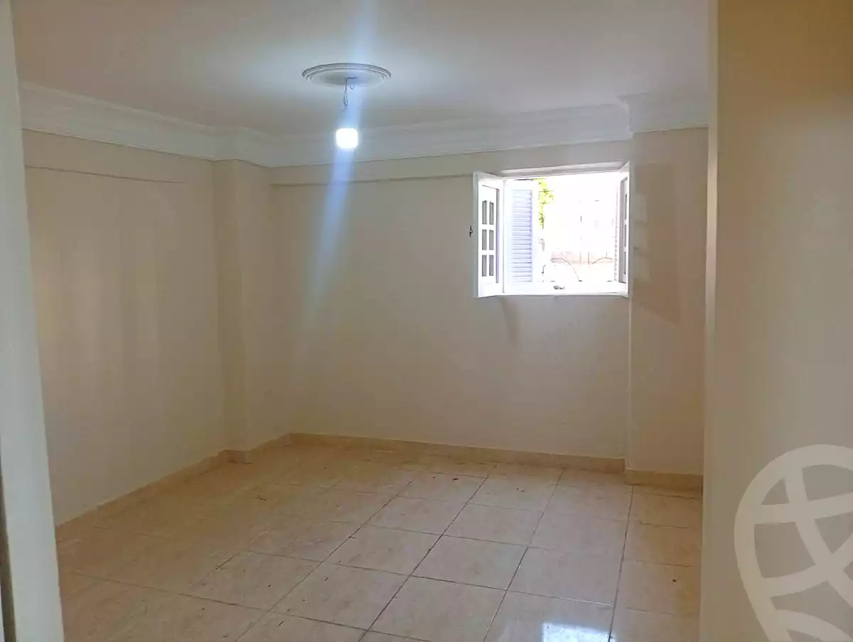 https://aqarmap.com.eg/ar/listing/7122126-for-sale-cairo-ain-shams-ain-shams-el-sharkia-el-eshrein-stt
