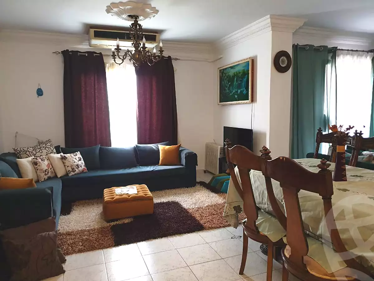 https://aqarmap.com.eg/ar/listing/7122174-for-sale-cairo-new-cairo-lrhb-city-phase-1-ahmed-rami-st