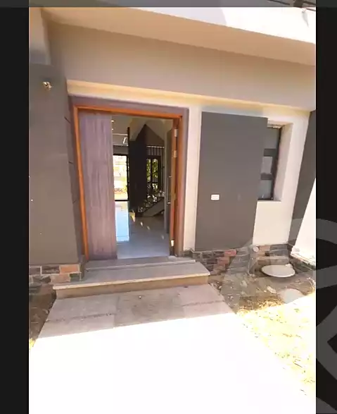 https://aqarmap.com.eg/en/listing/7122191-for-sale-cairo-el-sheikh-zayed-city-compounds-kmbwnd-fyldj-wyst-dr-llttwyr