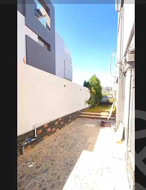 https://aqarmap.com.eg/en/listing/7122191-for-sale-cairo-el-sheikh-zayed-city-compounds-kmbwnd-fyldj-wyst-dr-llttwyr