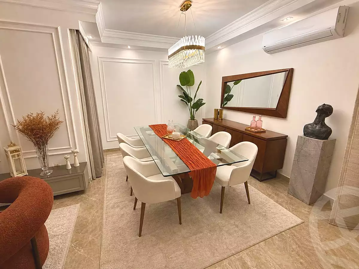 https://aqarmap.com.eg/ar/listing/7122265-for-sale-cairo-new-cairo-compounds-mountain-view-hyde-park