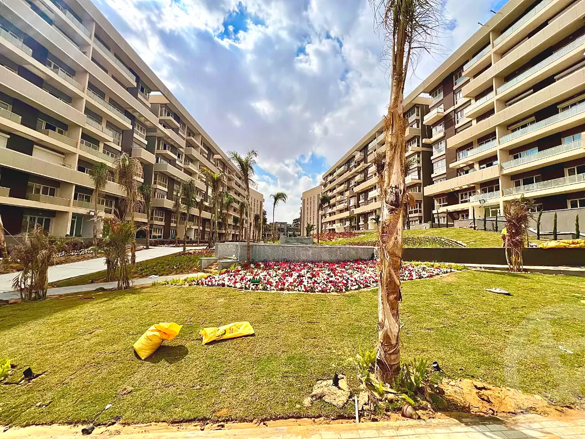 https://aqarmap.com.eg/ar/listing/7122410-for-sale-cairo-new-administrative-capital-r7-scenario