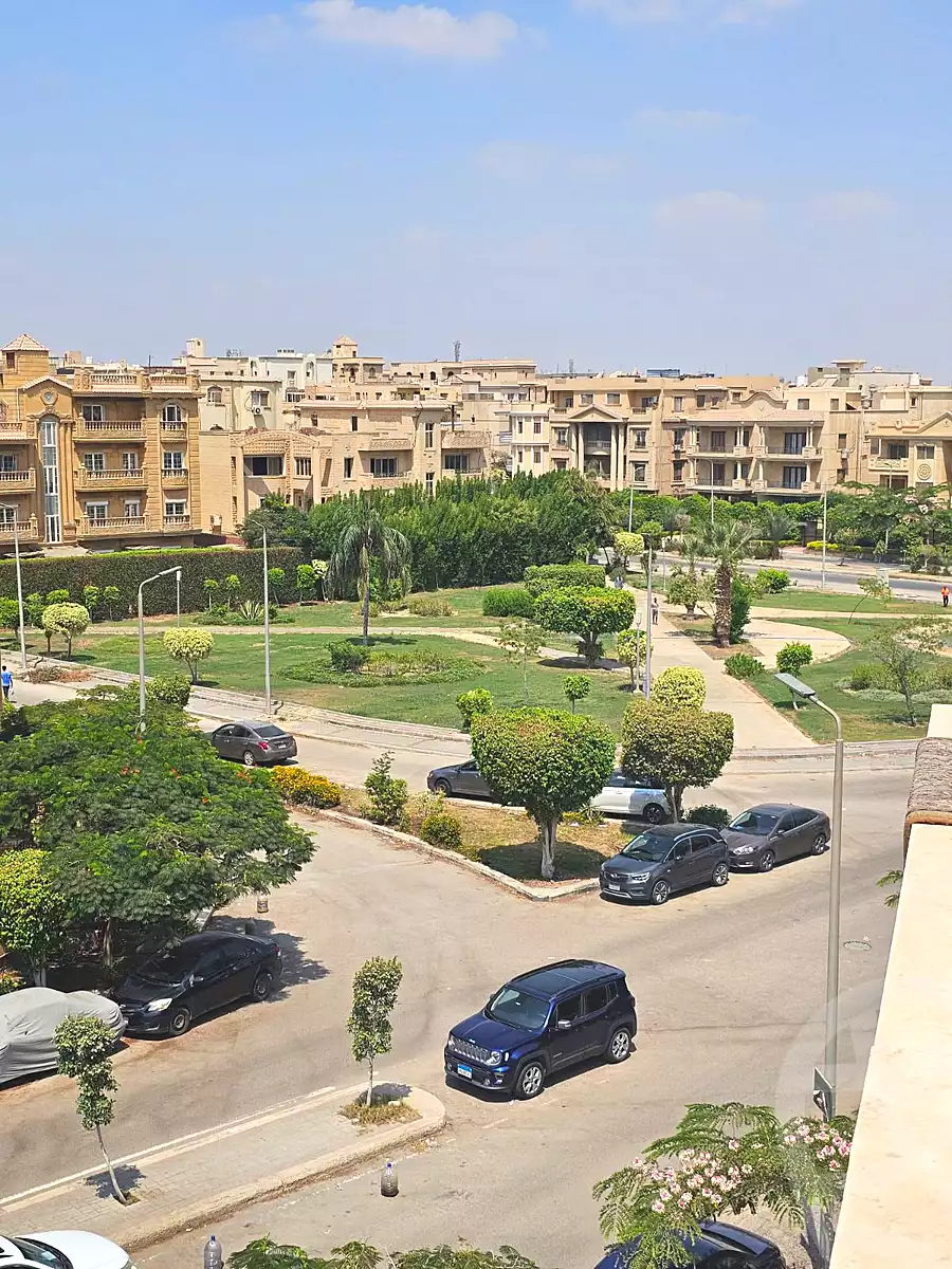 https://aqarmap.com.eg/ar/listing/7122460-for-sale-cairo-new-cairo-el-ahyaa-first-neighborhood-omar-ibn-abd-el-aziz-st