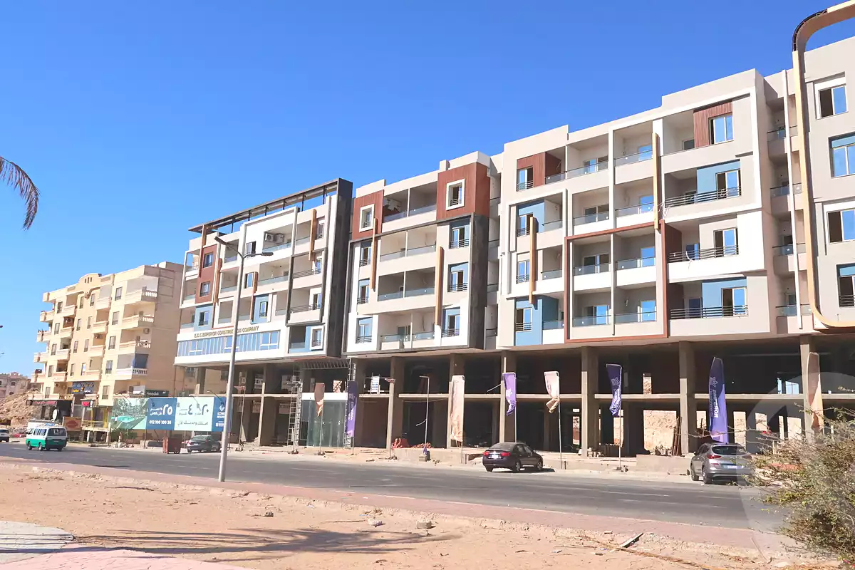 https://aqarmap.com.eg/ar/listing/7122511-for-sale-red-sea-hurghada-resorts-iconic-resort-emperor