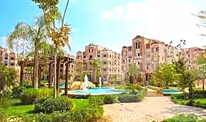 https://aqarmap.com.eg/en/listing/7122527-for-sale-cairo-el-sheikh-zayed-city-shr-lbstn