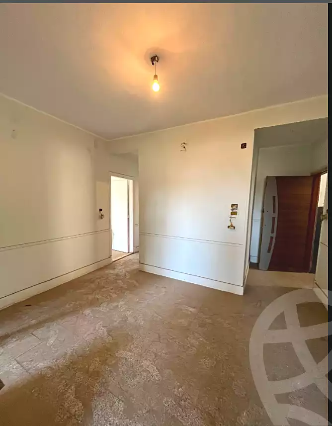 https://aqarmap.com.eg/en/listing/7122684-for-sale-cairo-helwan-helwan-el-sharkeya-thabit-basha-st