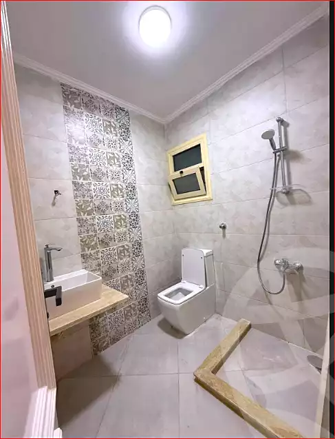 https://aqarmap.com.eg/en/listing/7122937-for-sale-alexandria-sydy-bshr-sydy-bshr-bhry-shr-khld-bn-lwlyd