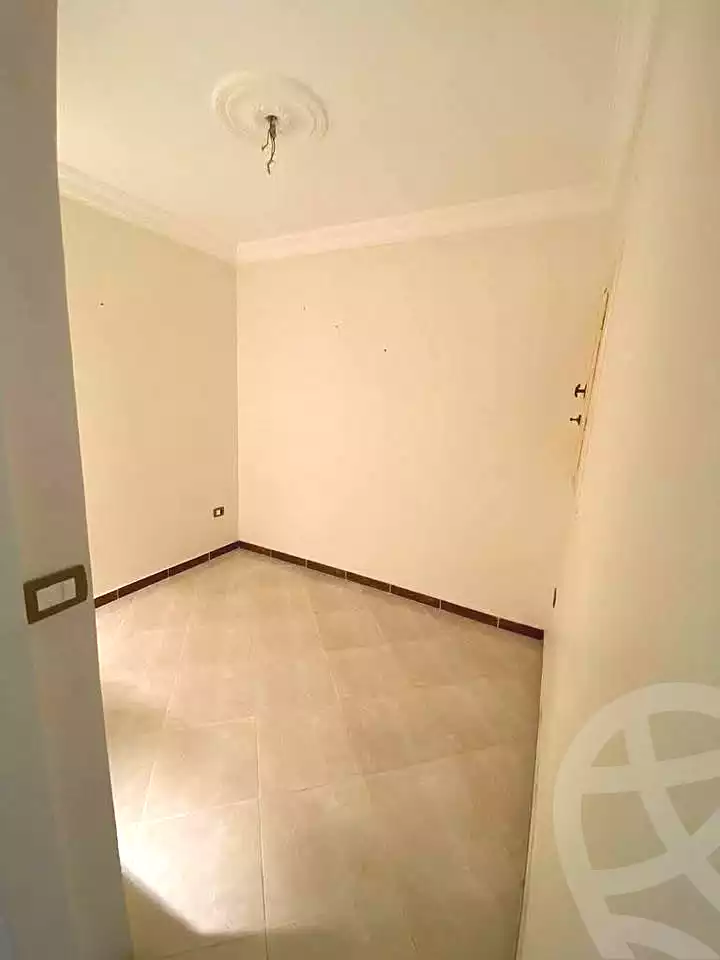 https://aqarmap.com.eg/ar/listing/7122946-for-sale-alexandria-sydy-bshr-sydy-bshr-qbly-cairo-st