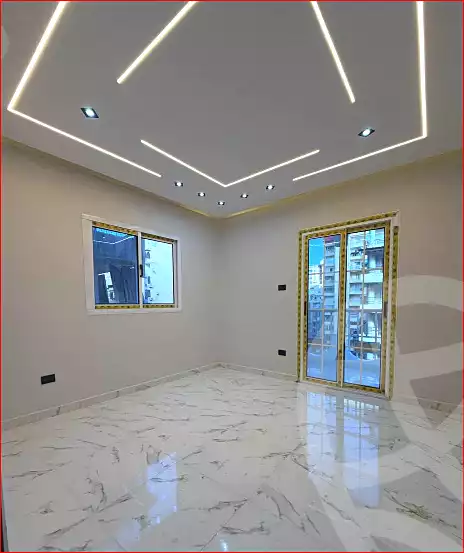 https://aqarmap.com.eg/en/listing/7122959-for-sale-alexandria-el-mandara-shr-jml-bd-lnsr