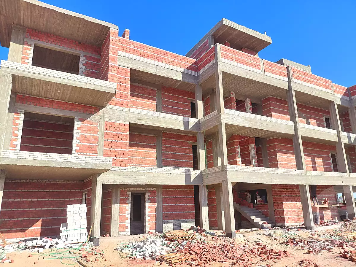 https://aqarmap.com.eg/en/listing/7122795-for-sale-red-sea-hurghada-resorts-one-7-resort-ronberg