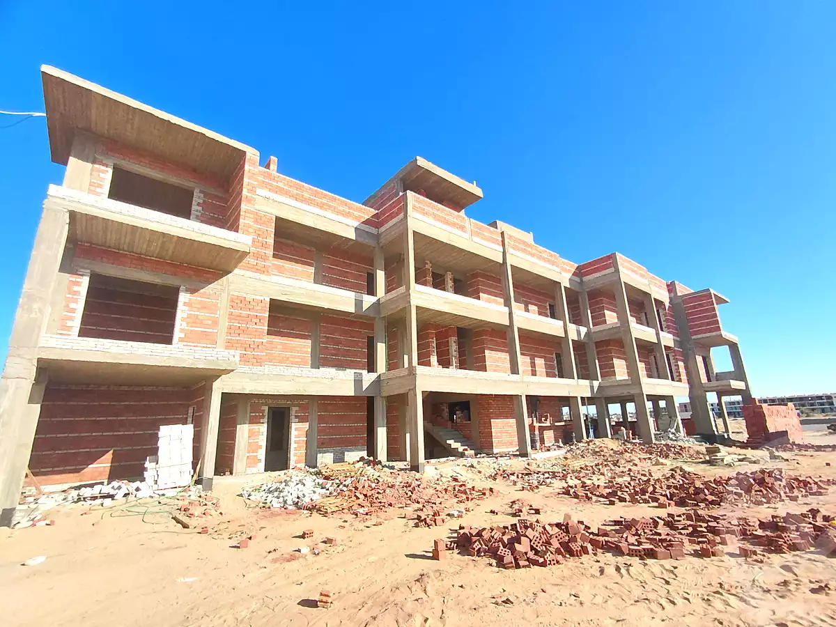 https://aqarmap.com.eg/ar/listing/7122782-for-sale-red-sea-hurghada-resorts-one-7-resort-ronberg