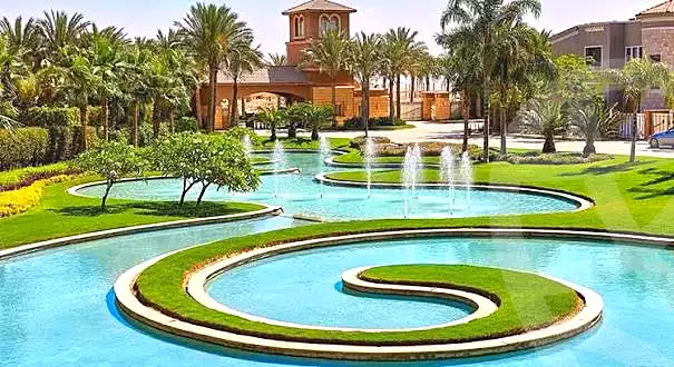 https://aqarmap.com.eg/ar/listing/7122895-for-sale-cairo-new-cairo-compounds-swan-lake-the-phoenix-hassan-allam