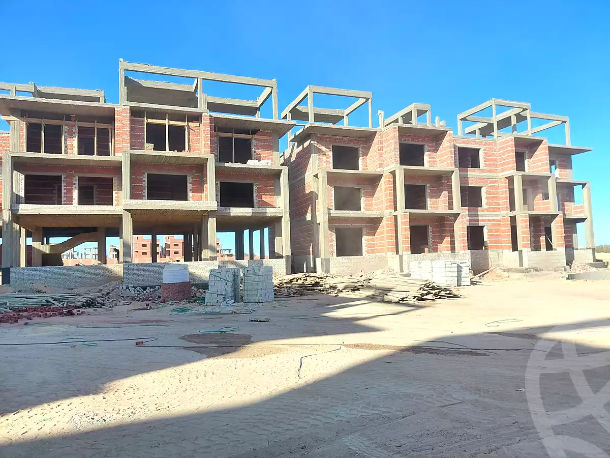 https://aqarmap.com.eg/ar/listing/7123045-for-sale-red-sea-hurghada-resorts-one-7-resort-ronberg