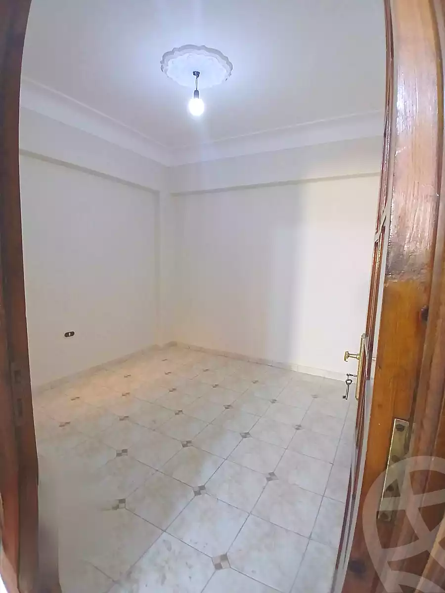 https://aqarmap.com.eg/en/listing/7123106-for-sale-alexandria-lsywf-el-falki