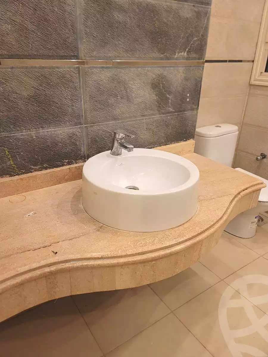 https://aqarmap.com.eg/ar/listing/7123144-for-sale-cairo-new-cairo-el-ahyaa-first-neighborhood-no-7