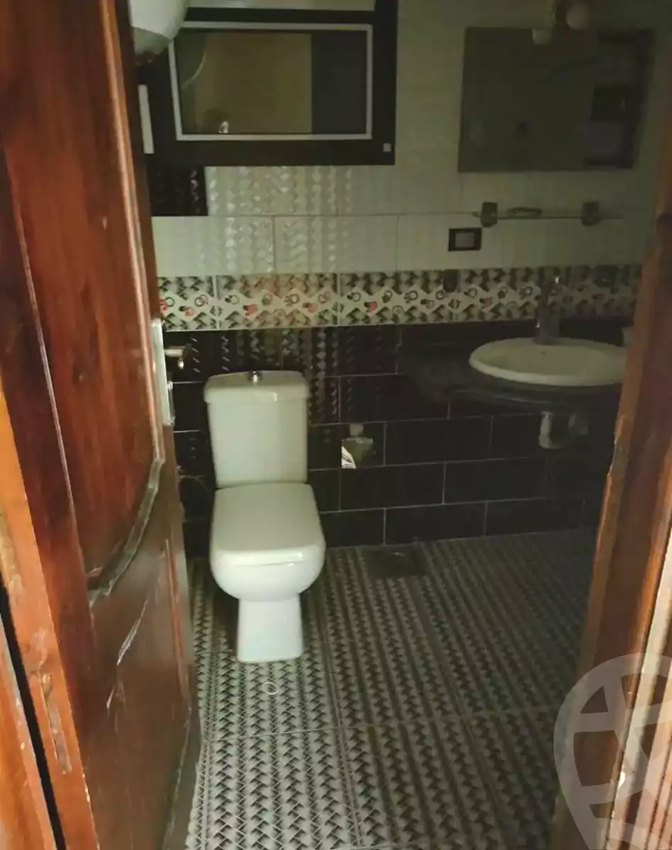https://aqarmap.com.eg/en/listing/7123431-for-rent-alexandria-ganaklis
