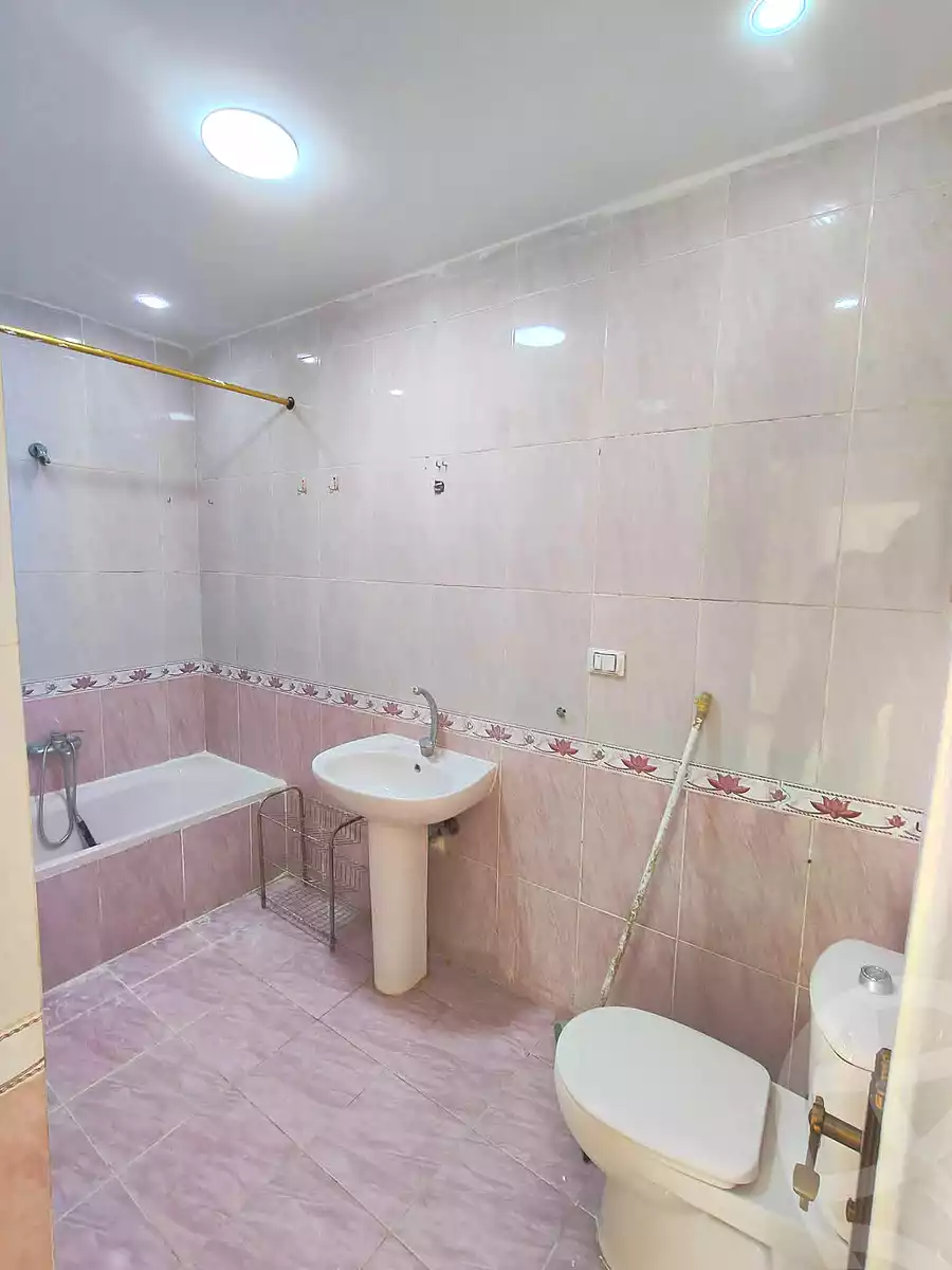 https://aqarmap.com.eg/en/listing/7124559-for-sale-alexandria-sydy-bshr-sydy-bshr-bhry-gamal-abd-el-nasir-st