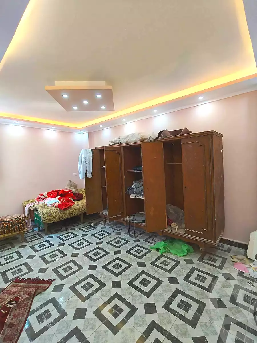 https://aqarmap.com.eg/en/listing/7124563-for-sale-alexandria-lsywf-el-falki