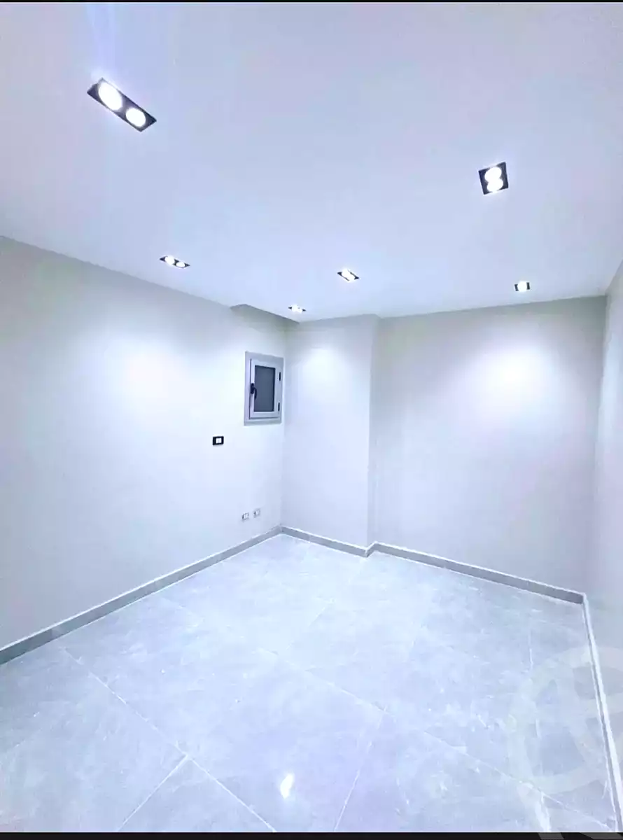https://aqarmap.com.eg/ar/listing/7124624-for-sale-alexandria-al-agamy-lbytsh-bianchiii