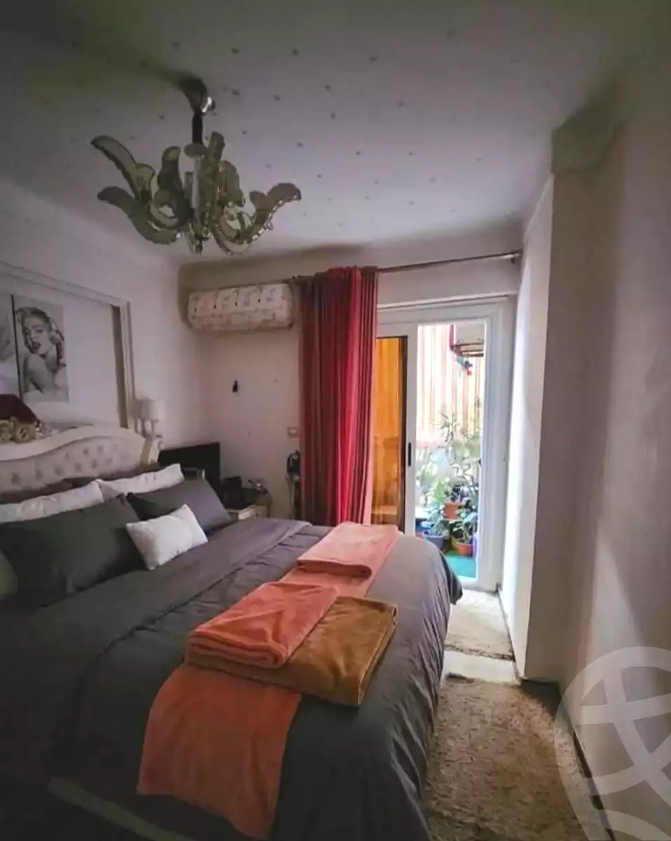 https://aqarmap.com.eg/en/listing/7125103-for-sale-alexandria-sydy-bshr-sydy-bshr-bhry-shr-khld-bn-lwlyd