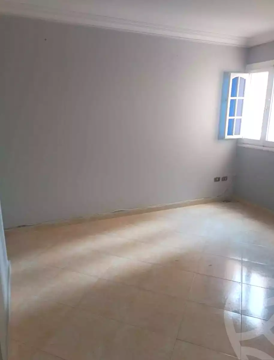 https://aqarmap.com.eg/ar/listing/7125140-for-rent-alexandria-ganaklis-shr-bw-qyr-tryq-lhry