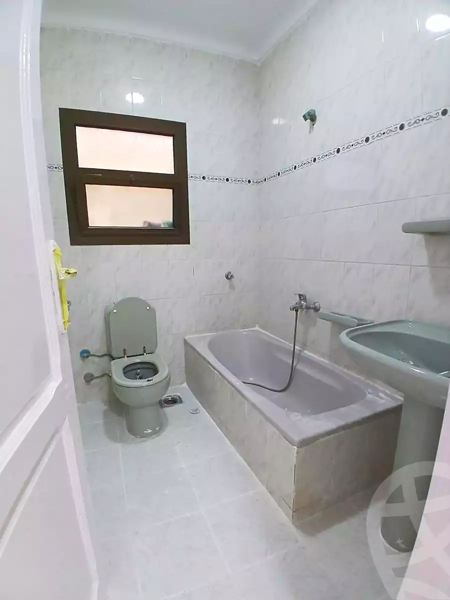 https://aqarmap.com.eg/ar/listing/7125255-for-sale-alexandria-al-agamy-shataa-el-nakheel
