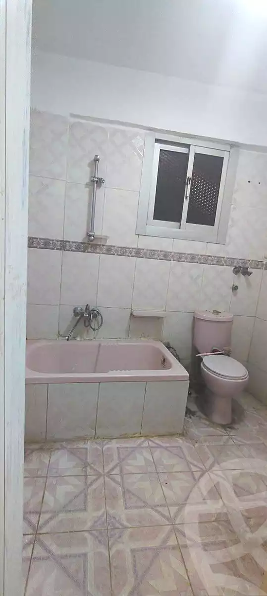 https://aqarmap.com.eg/ar/listing/7125335-for-sale-alexandria-al-agamy-lbytsh-abd-el-fattah-el-talkhawy