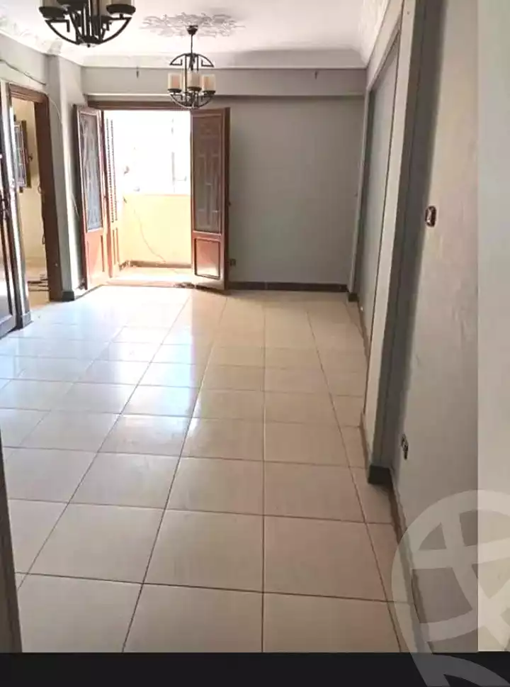 https://aqarmap.com.eg/ar/listing/7125379-for-sale-alexandria-ganaklis