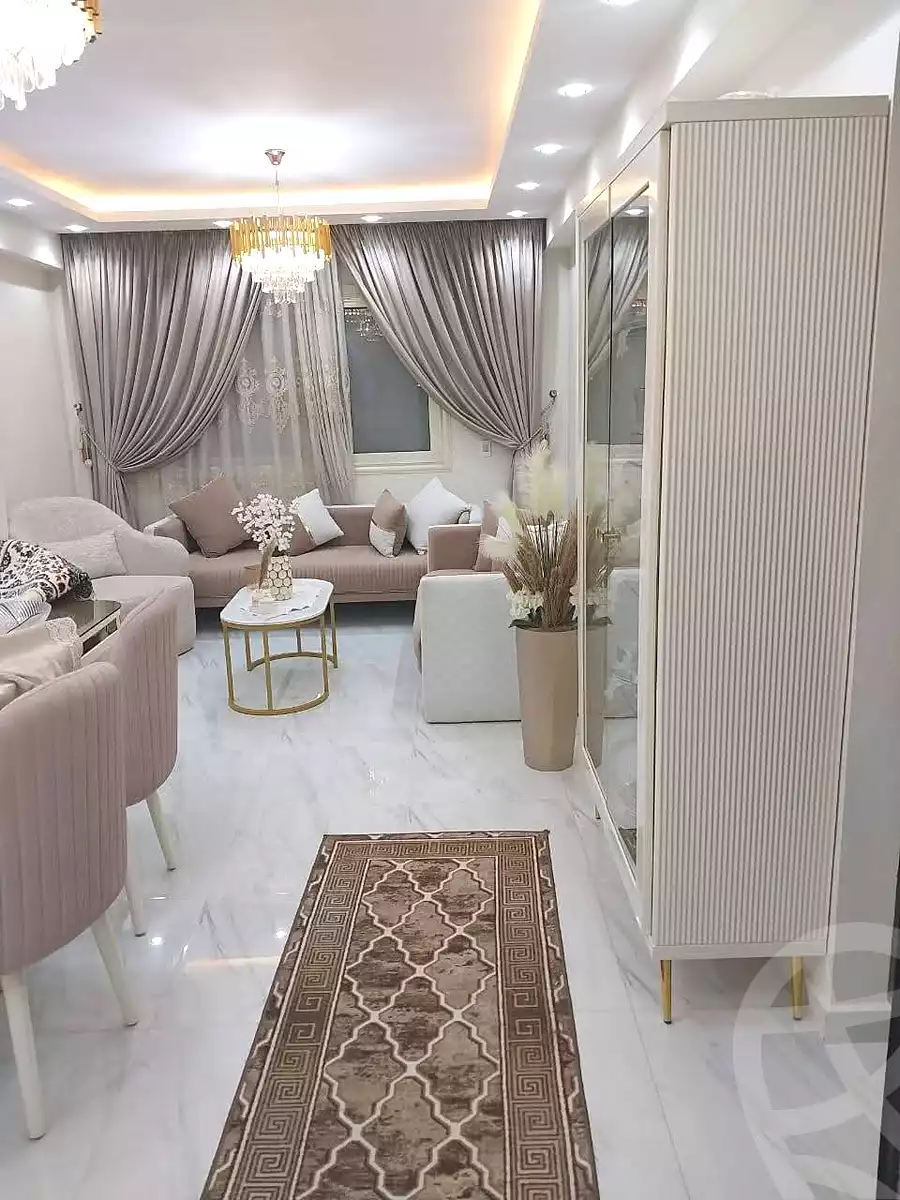 https://aqarmap.com.eg/ar/listing/7125333-for-sale-cairo-el-haram-el-lebeny-soltan-khattab-st