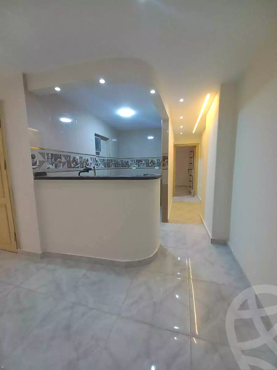 https://aqarmap.com.eg/ar/listing/7125429-for-sale-alexandria-sydy-bshr-sydy-bshr-bhry-shr-mhmd-njyb