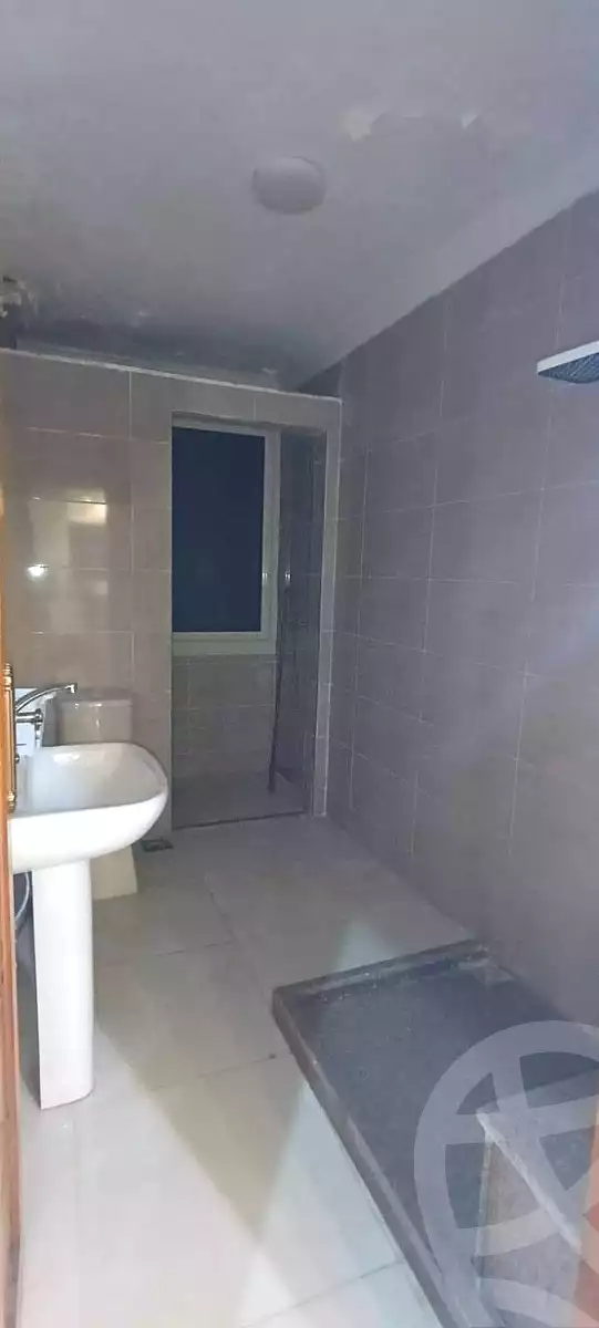 https://aqarmap.com.eg/ar/listing/7125520-for-sale-cairo-helwan-hadayek-helwan-nile-corniche-st