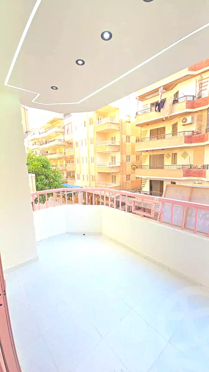 https://aqarmap.com.eg/ar/listing/7125686-for-sale-alexandria-al-agamy-shataa-el-nakheel