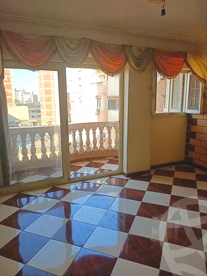 https://aqarmap.com.eg/ar/listing/7125749-for-sale-alexandria-moharram-bey-erfan-st