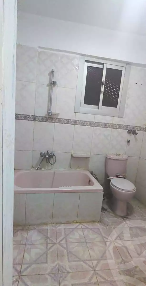 https://aqarmap.com.eg/ar/listing/7126166-for-sale-alexandria-al-agamy-lbytsh-abd-el-fattah-el-talkhawy