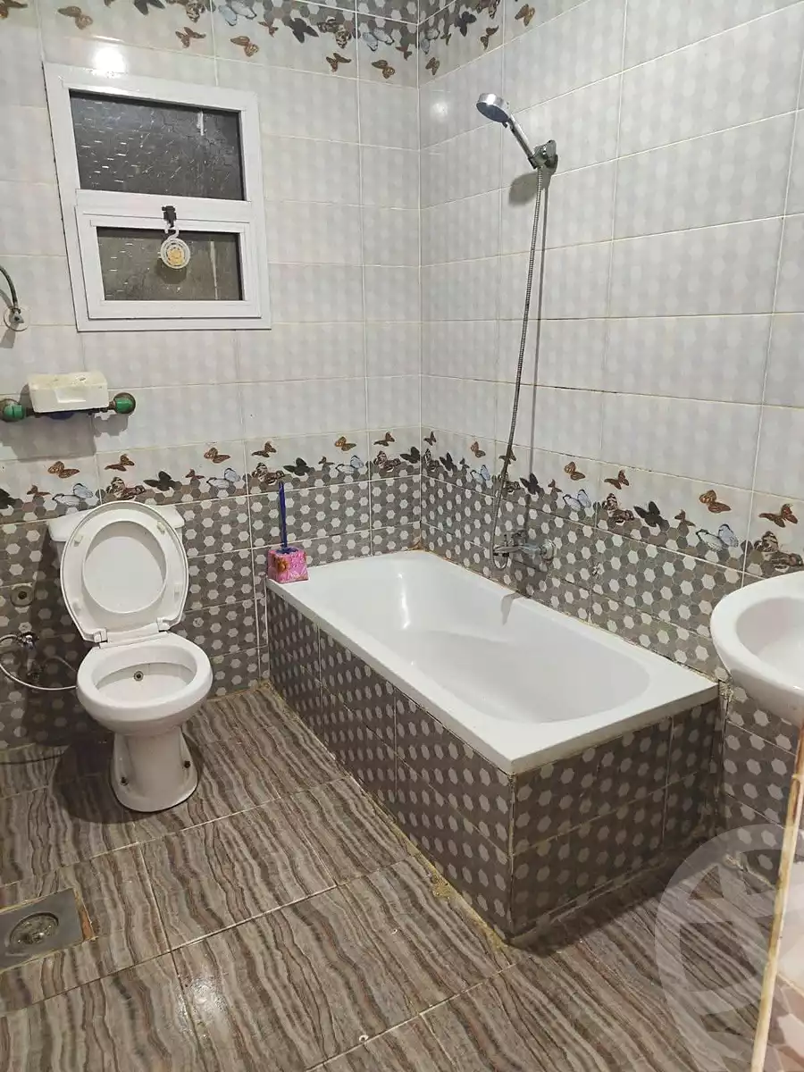 https://aqarmap.com.eg/ar/listing/7126291-for-sale-alexandria-moharram-bey-el-rasafa-st