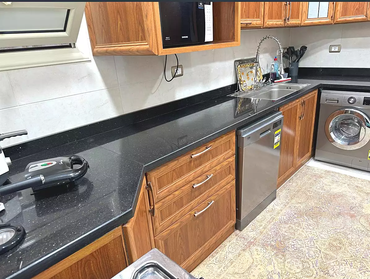 https://aqarmap.com.eg/en/listing/7126513-for-sale-cairo-6th-of-october-compounds-high-town