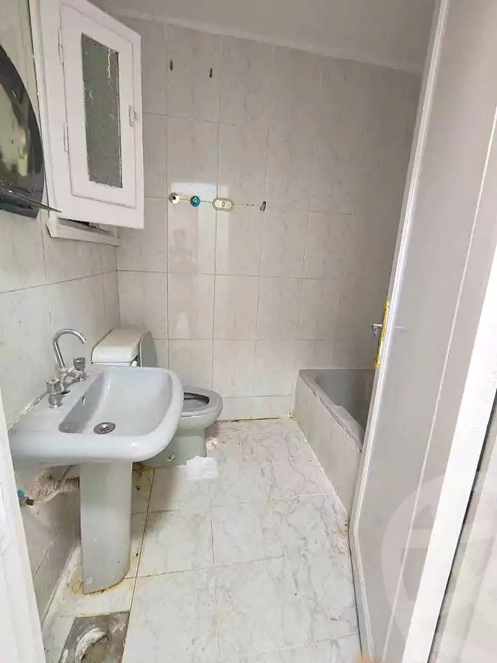 https://aqarmap.com.eg/ar/listing/7126598-for-sale-alexandria-al-agamy-shataa-el-nakheel