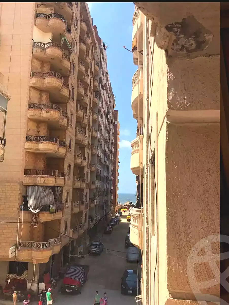 https://aqarmap.com.eg/ar/listing/7126280-for-sale-alexandria-al-agamy-lbytsh-bianchiii