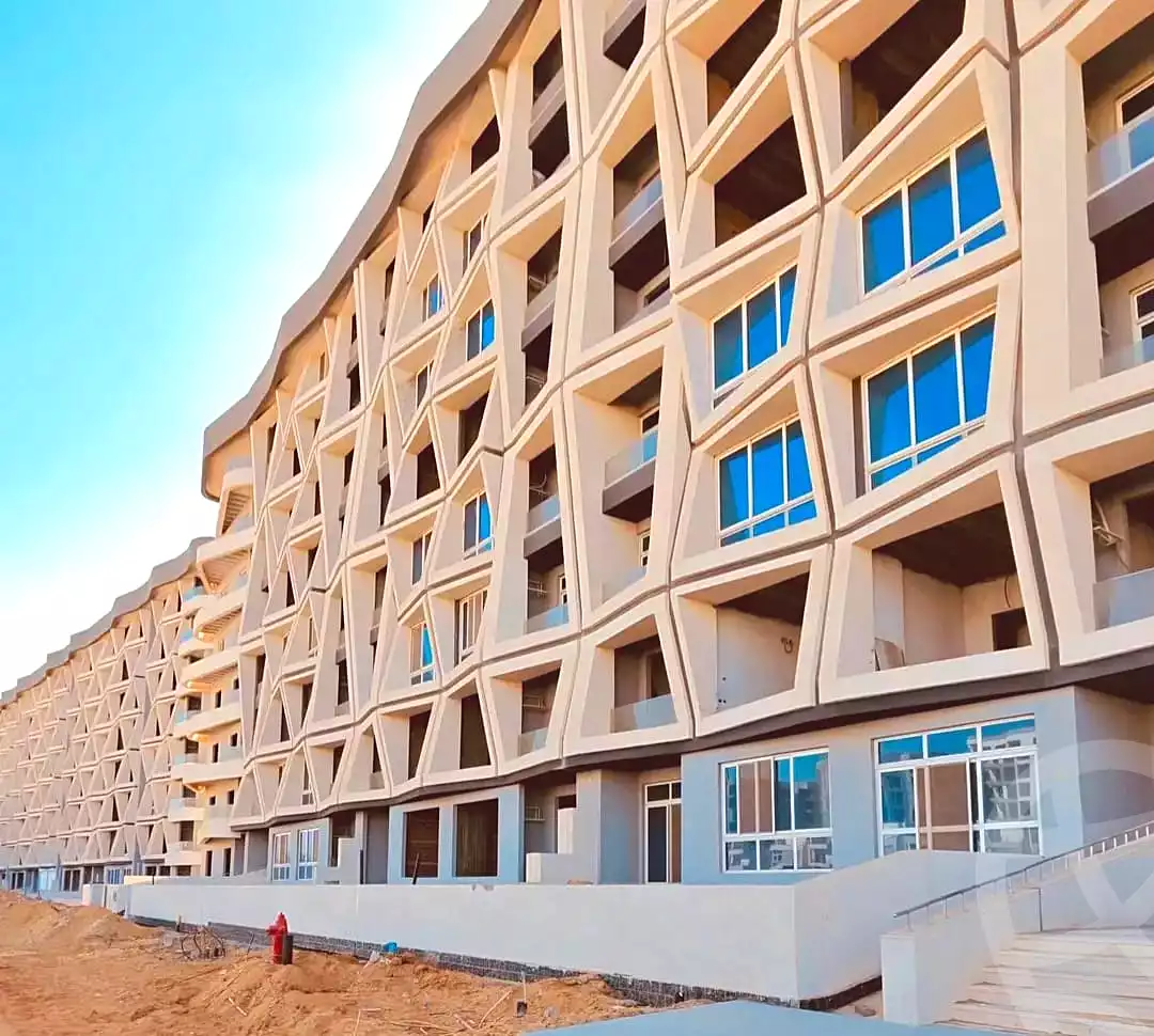 https://aqarmap.com.eg/ar/listing/7127021-for-sale-cairo-new-administrative-capital-r7-midtown-condo