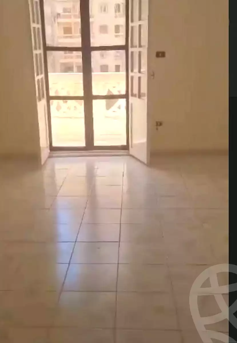 https://aqarmap.com.eg/ar/listing/7127052-for-sale-alexandria-sydy-bshr-sydy-bshr-bhry