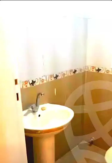 https://aqarmap.com.eg/en/listing/7126388-for-sale-cairo-faisal-kafr-tohormos-queen-nazli-st