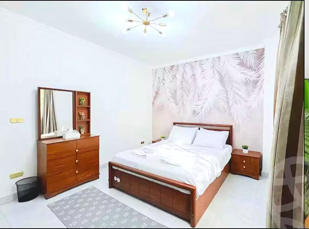 https://aqarmap.com.eg/ar/listing/7127299-for-sale-cairo-new-cairo-compounds-el-ashrafia