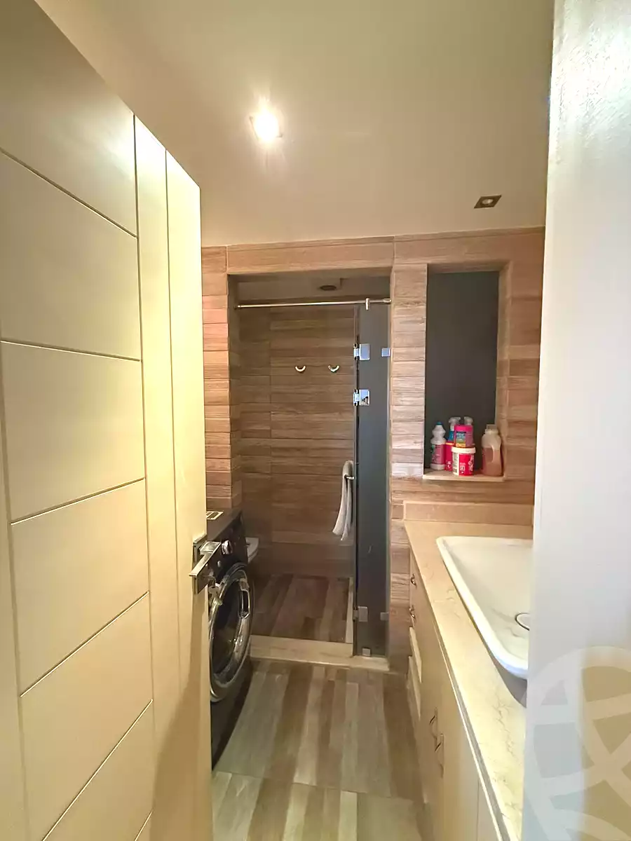 https://aqarmap.com.eg/ar/listing/7127313-for-sale-cairo-new-cairo-el-choueifat-el-sheikh-mahmoud-el-banna-st