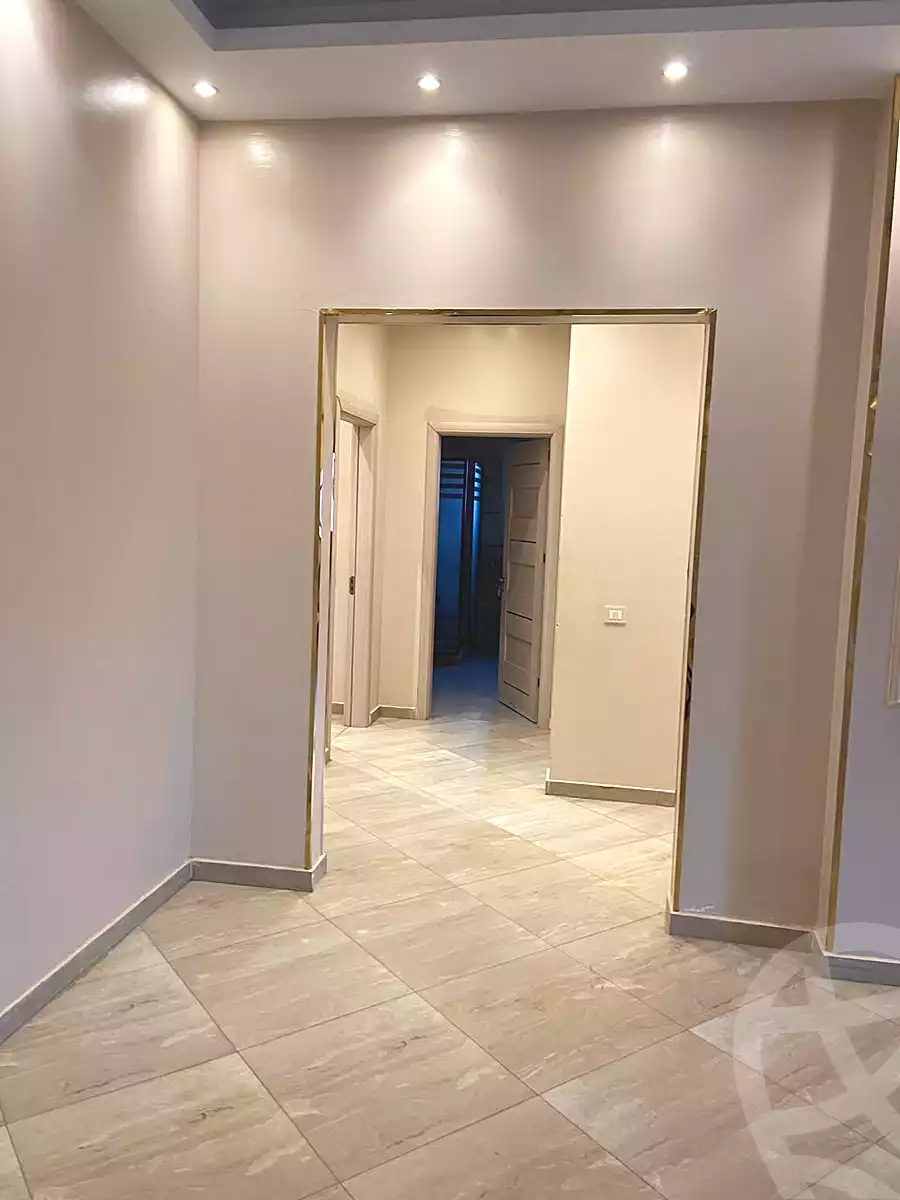 https://aqarmap.com.eg/en/listing/7127326-for-sale-cairo-new-cairo-compounds-kmbwnd-lnkhyl