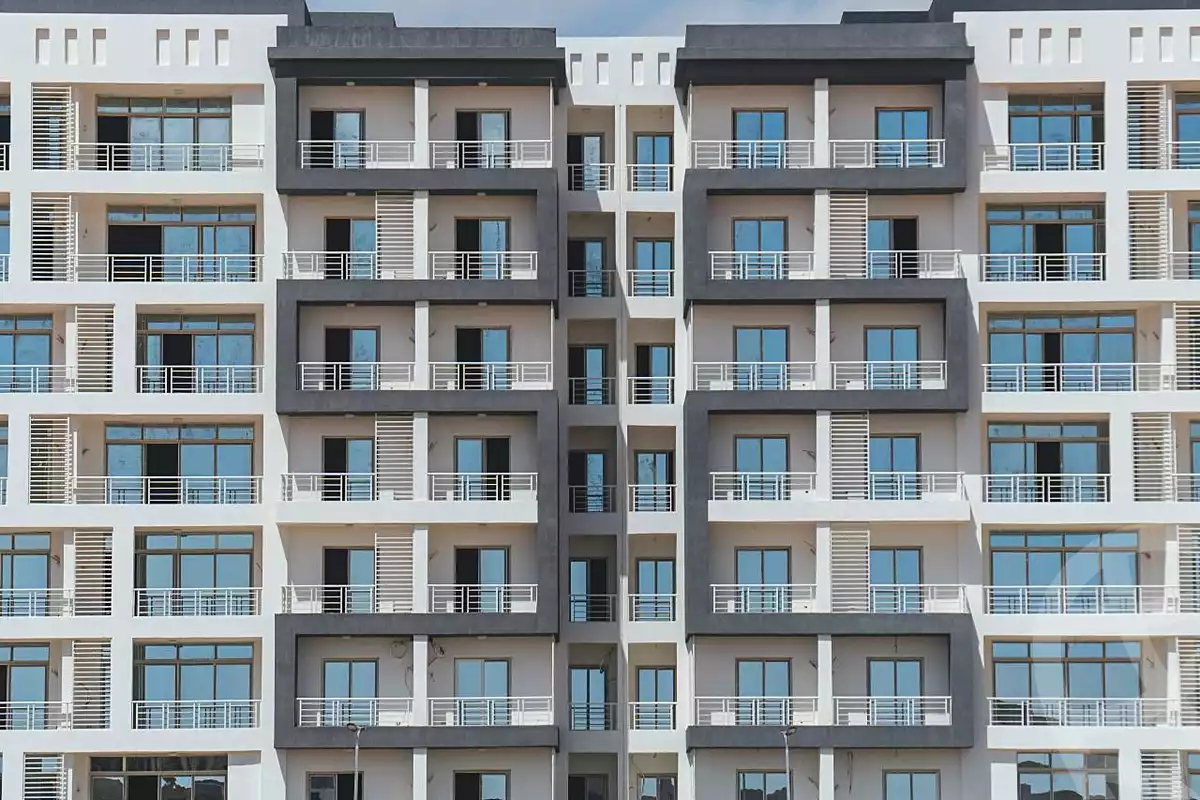 https://aqarmap.com.eg/ar/listing/7127452-for-sale-cairo-new-administrative-capital-r7-the-city-compound-master-group