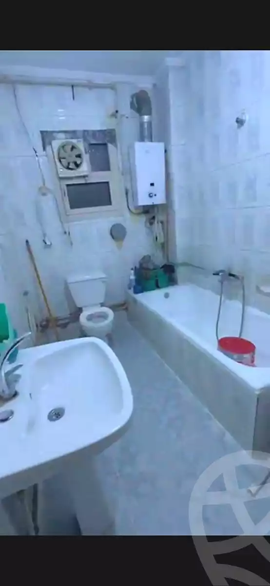 https://aqarmap.com.eg/en/listing/7127465-for-rent-cairo-faisal-kafr-tohormos-khatem-el-morsaleen-st