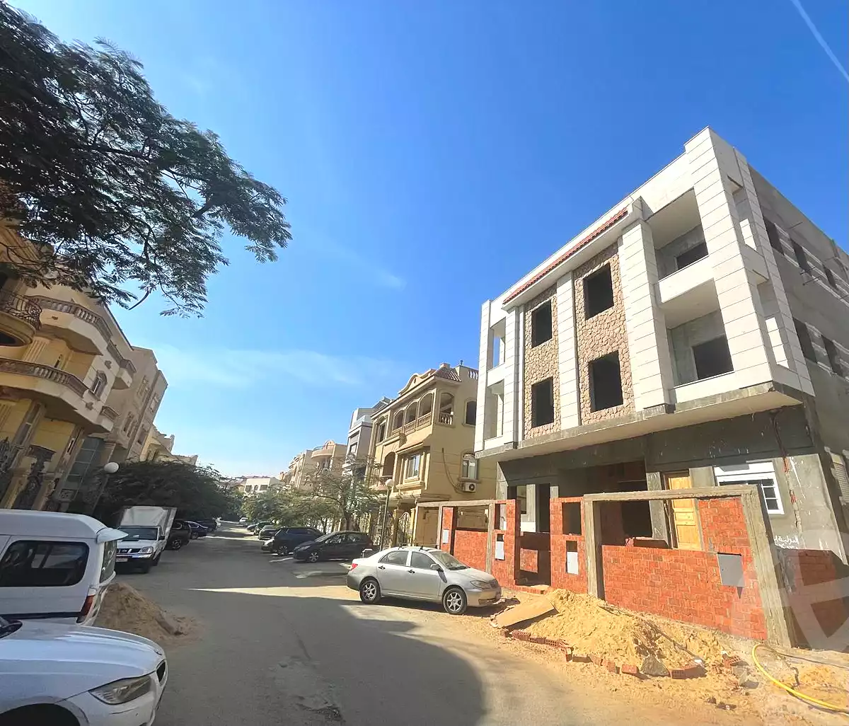 https://aqarmap.com.eg/en/listing/7127506-for-sale-cairo-new-cairo-compounds-lmn-l-m