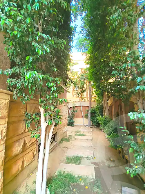 https://aqarmap.com.eg/ar/listing/7128257-for-sale-cairo-new-cairo-ganob-el-akadamiya-south-academy-a-zaid-ebn-haretha-st
